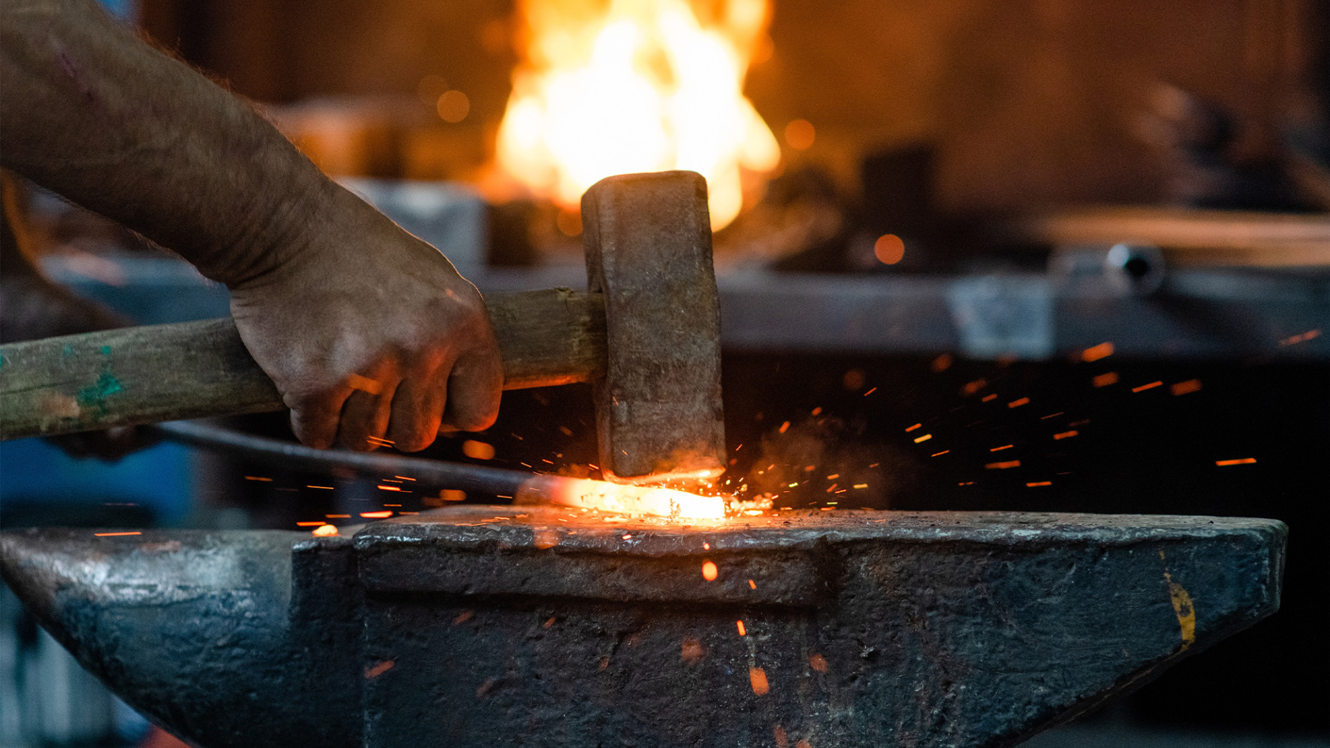 Manuelle Blechverarbeitung